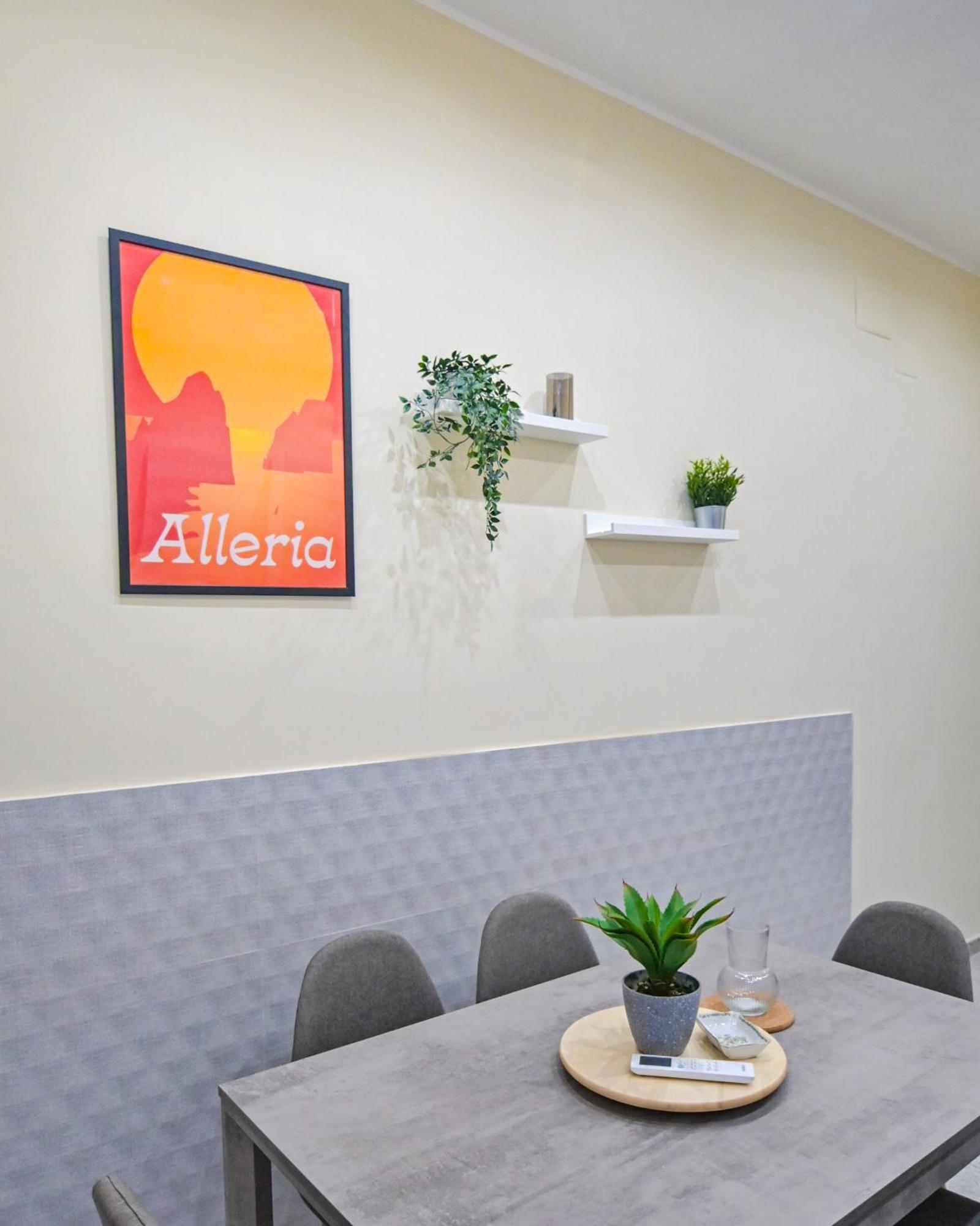 Cozy Central Residence Napoli Exterior foto