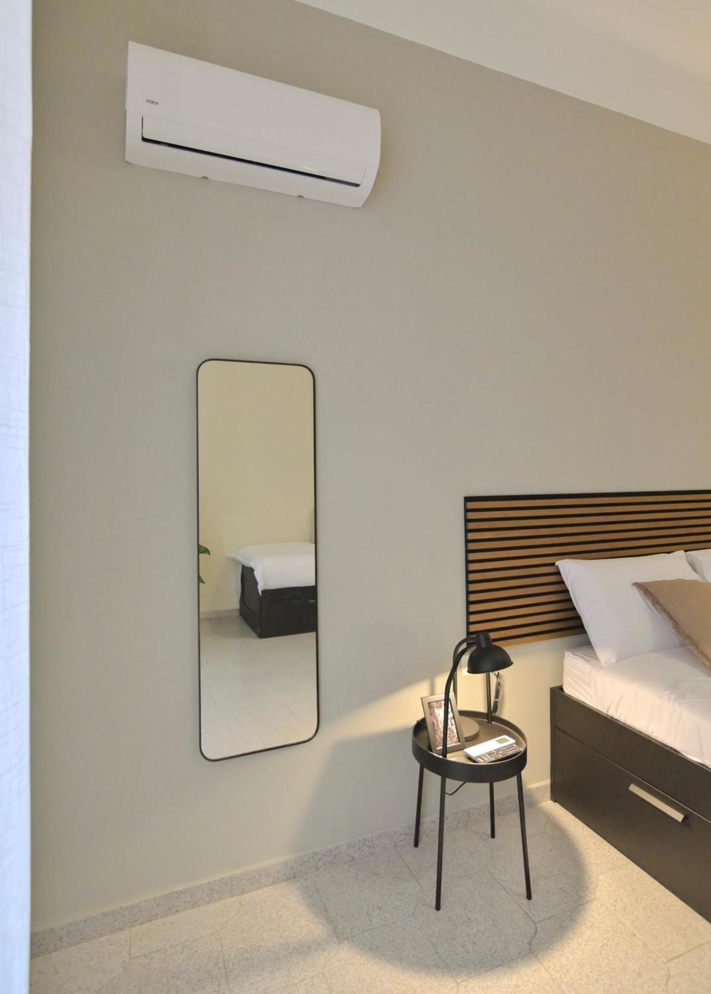 Cozy Central Residence Napoli Exterior foto