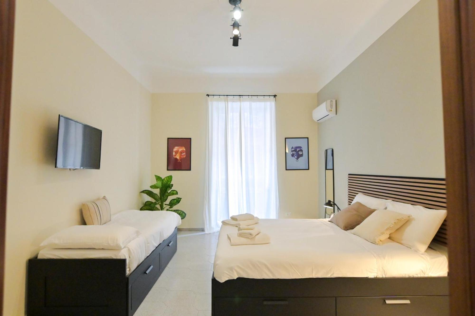 Cozy Central Residence Napoli Exterior foto